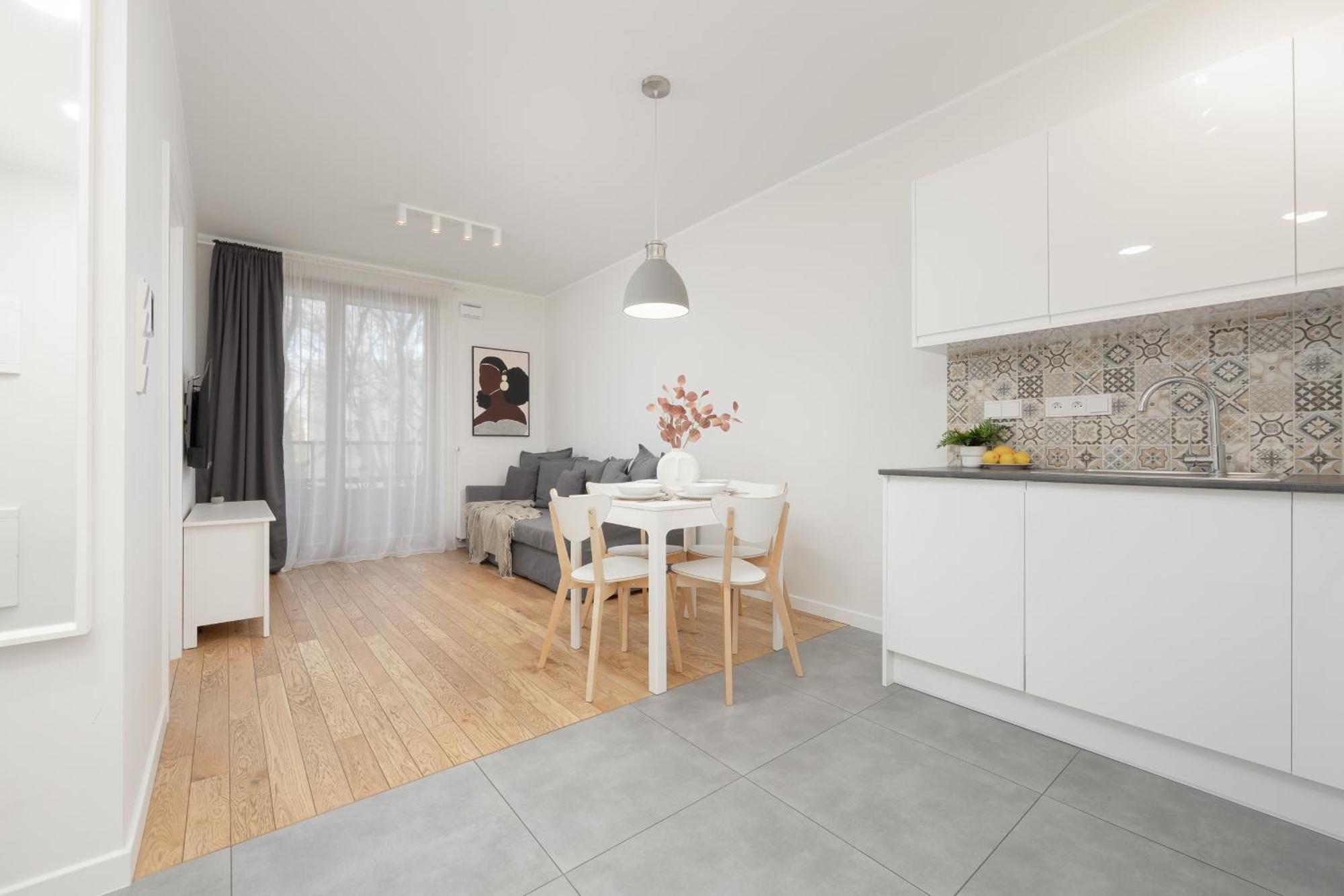 Srodmiescie Warsaw Muranow Apartments With Parking By Noclegi Renters Екстер'єр фото